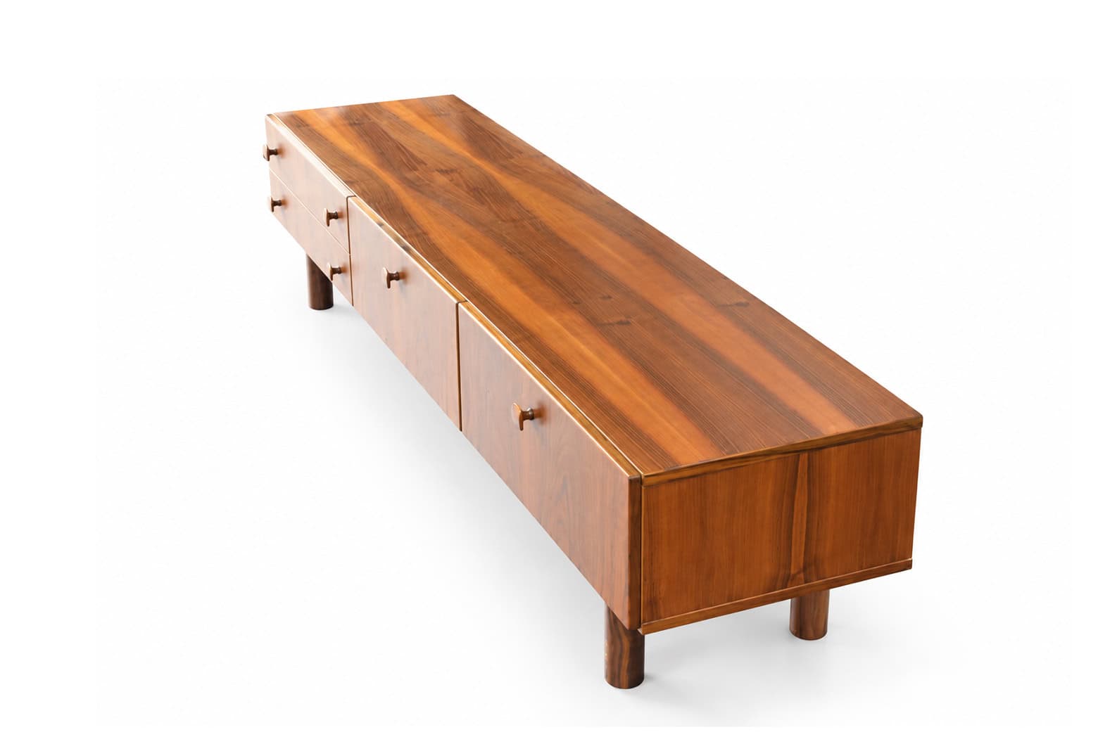Enfilade basse scandinave vintage en bois de noyer avec plusieurs tiroirs et portes, style rétro, meuble de rangement élégant.