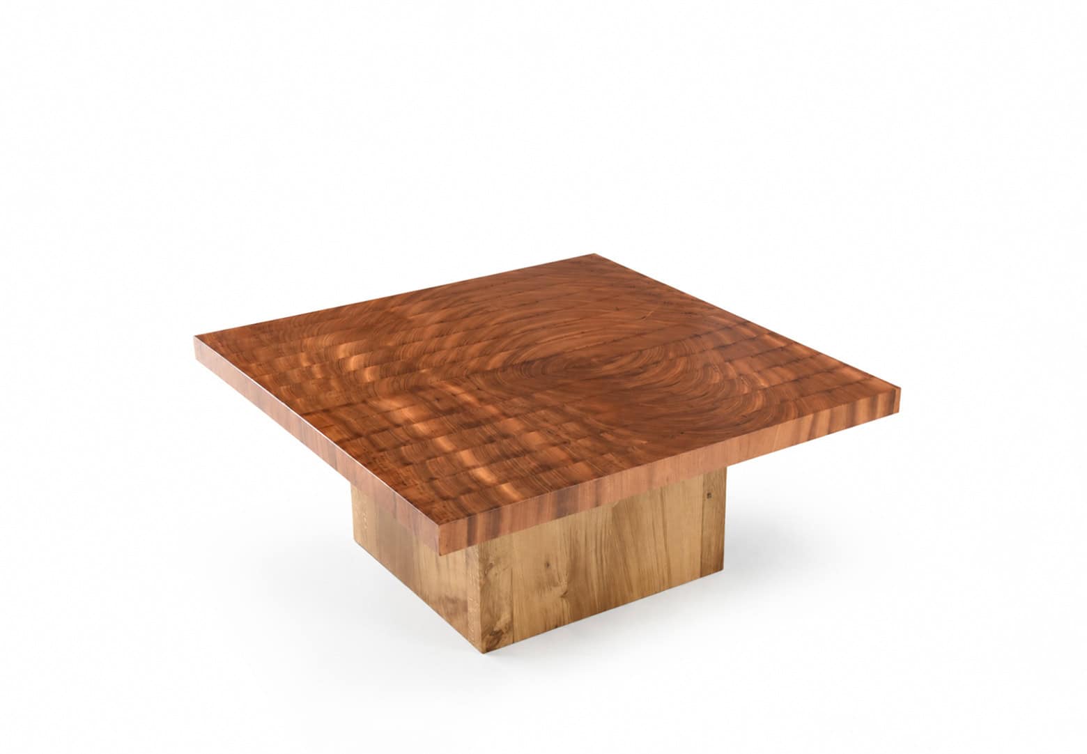 Table basse ECHO en bois massif avec design moderne et épuré, idéale pour salon contemporain.