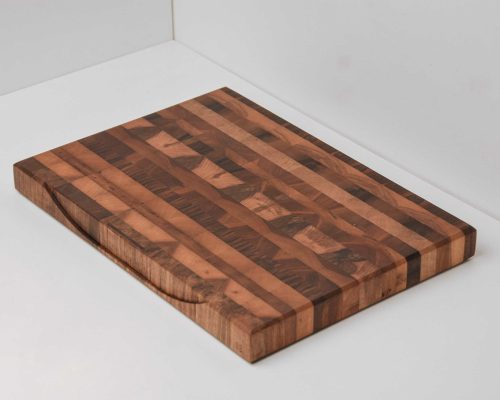 Thomas-Coup-la-fronde-planche-billot-noyer-support-couteau-08