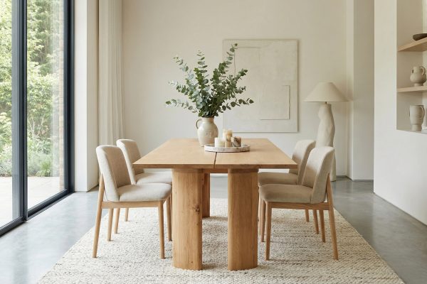 Thomas-Coup-la-fronde-table-salle-a-manger-déclassée-01