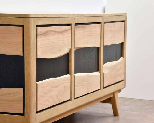 Thomas-Coup-la-fronde-upcycling-meuble-bois-buffet-chene-liveedge-03