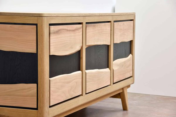 Thomas-Coup-la-fronde-upcycling-meuble-bois-buffet-chene-liveedge-03